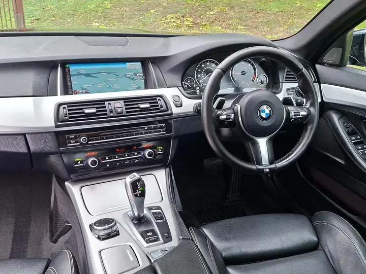 BMW 5 Series 2016 photo 4