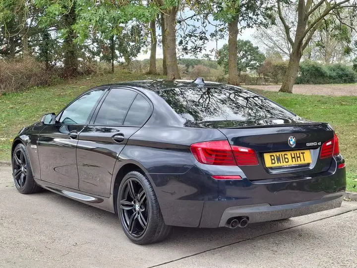 BMW 5 Series 2016 photo 3