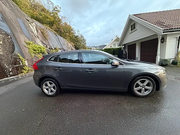 Volvo V40 2014 photo 4