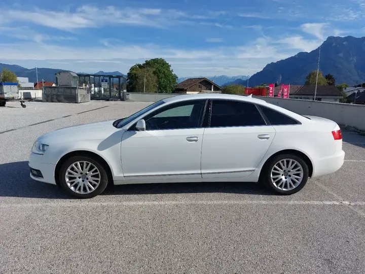 Audi A6 2009 photo 2