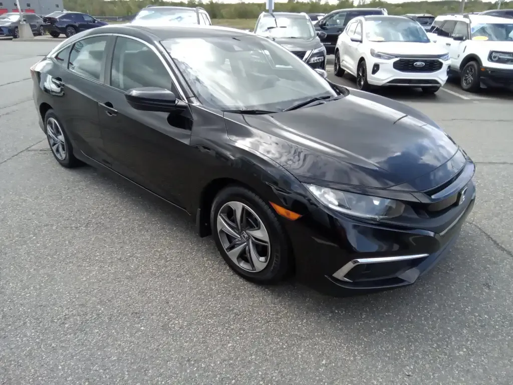 Honda Civic 2019 photo 3