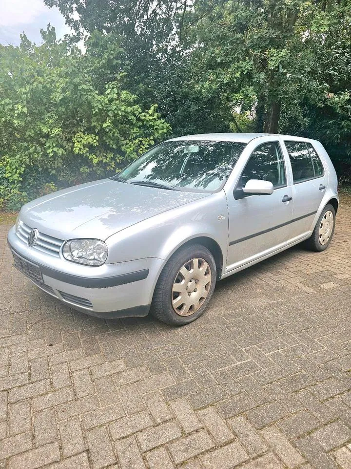 Volkswagen Golf 4