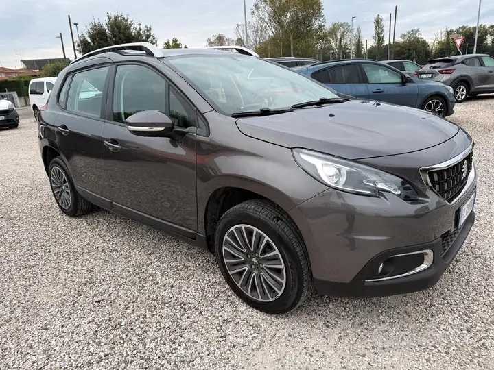 Peugeot 2008 2017 photo 3
