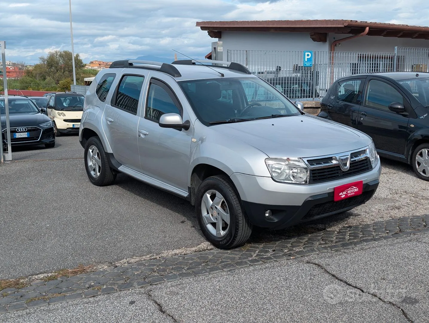Dacia Duster 2010 photo 3