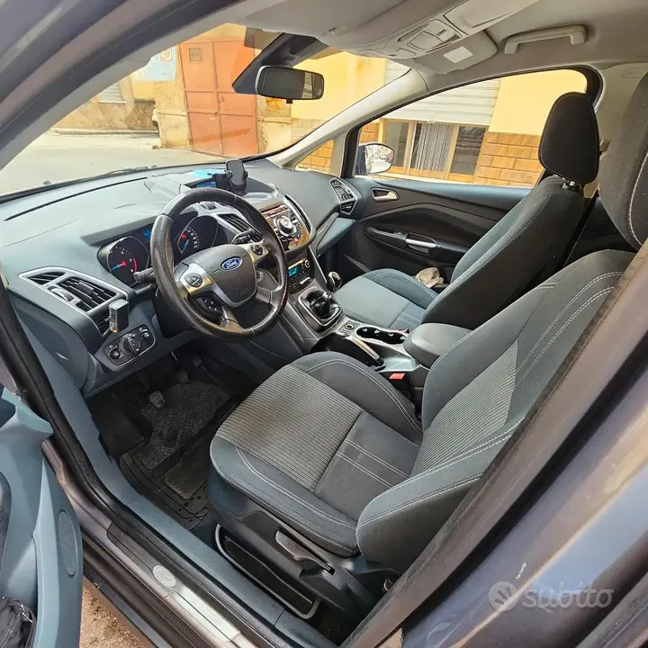 Ford C-Max 2013 photo 4