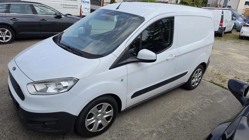 Ford Transit Courier