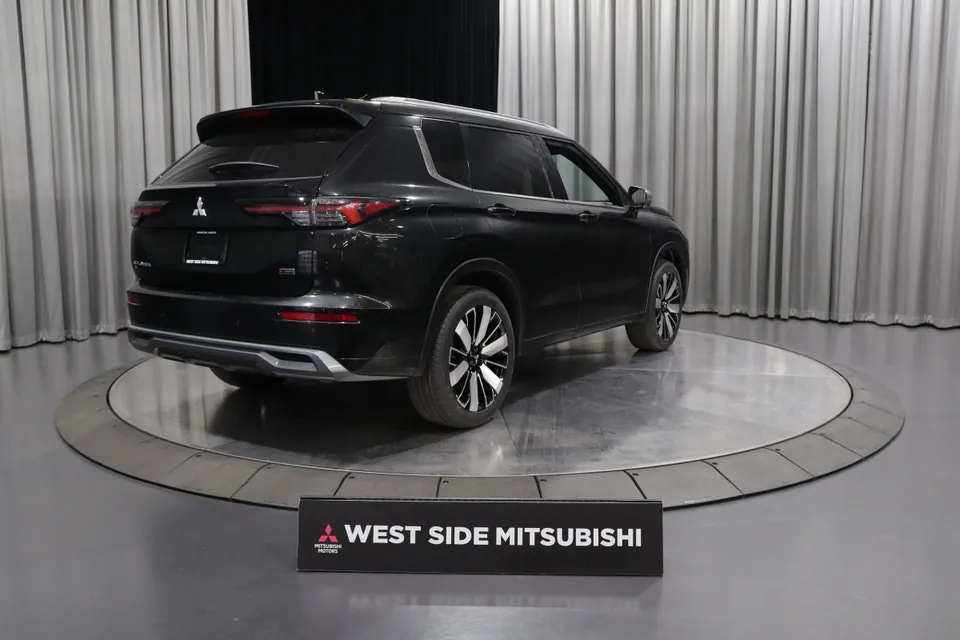 Mitsubishi Outlander 2026 photo 5