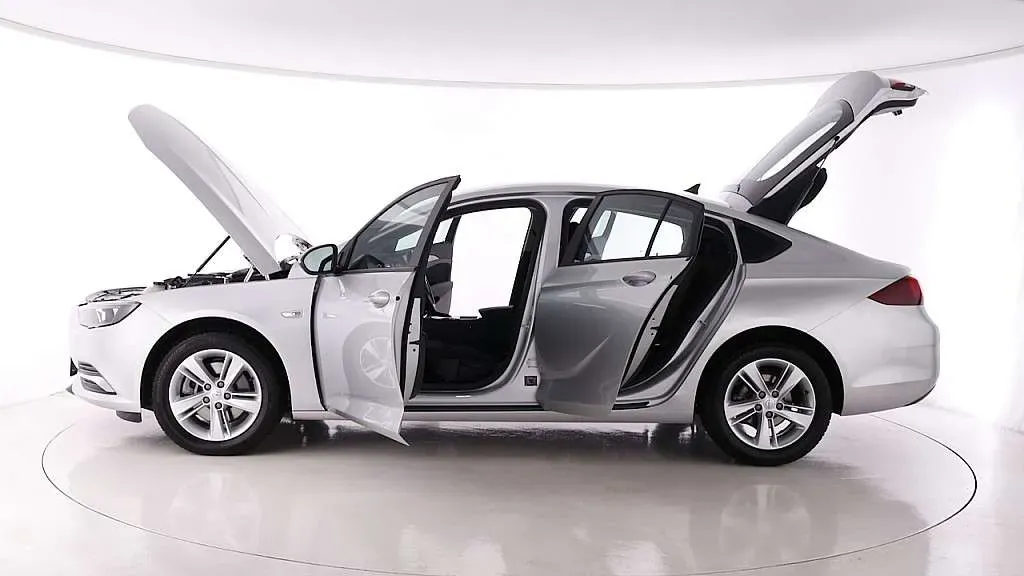 Opel Insignia 2019 photo 2