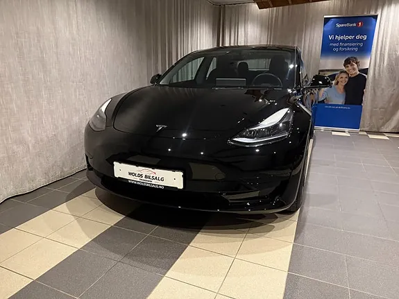 Tesla Model 3 2023 photo 4