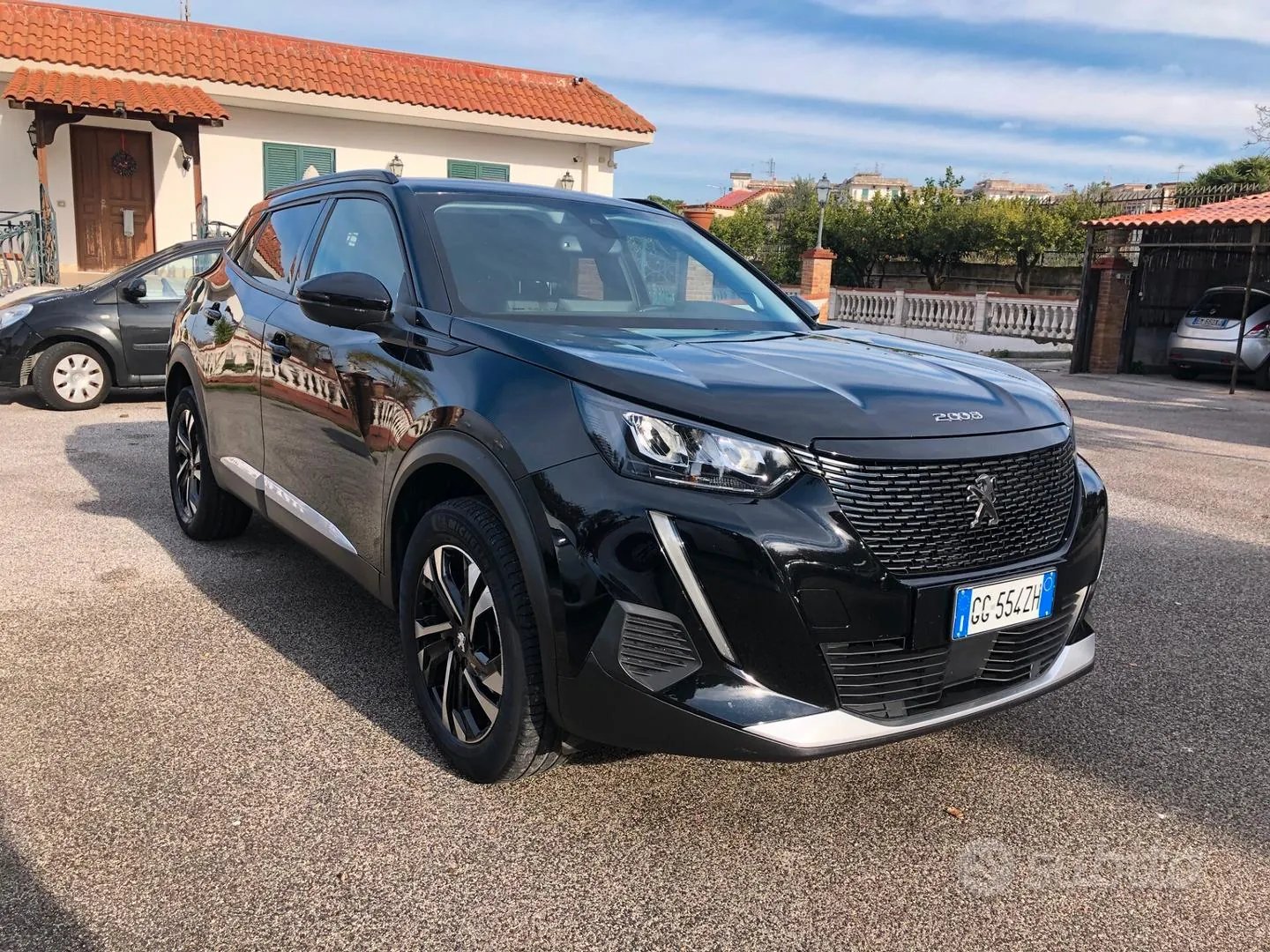 Peugeot 2008 2021 photo 2