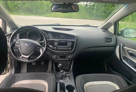 Kia Ceed 2013 photo 5
