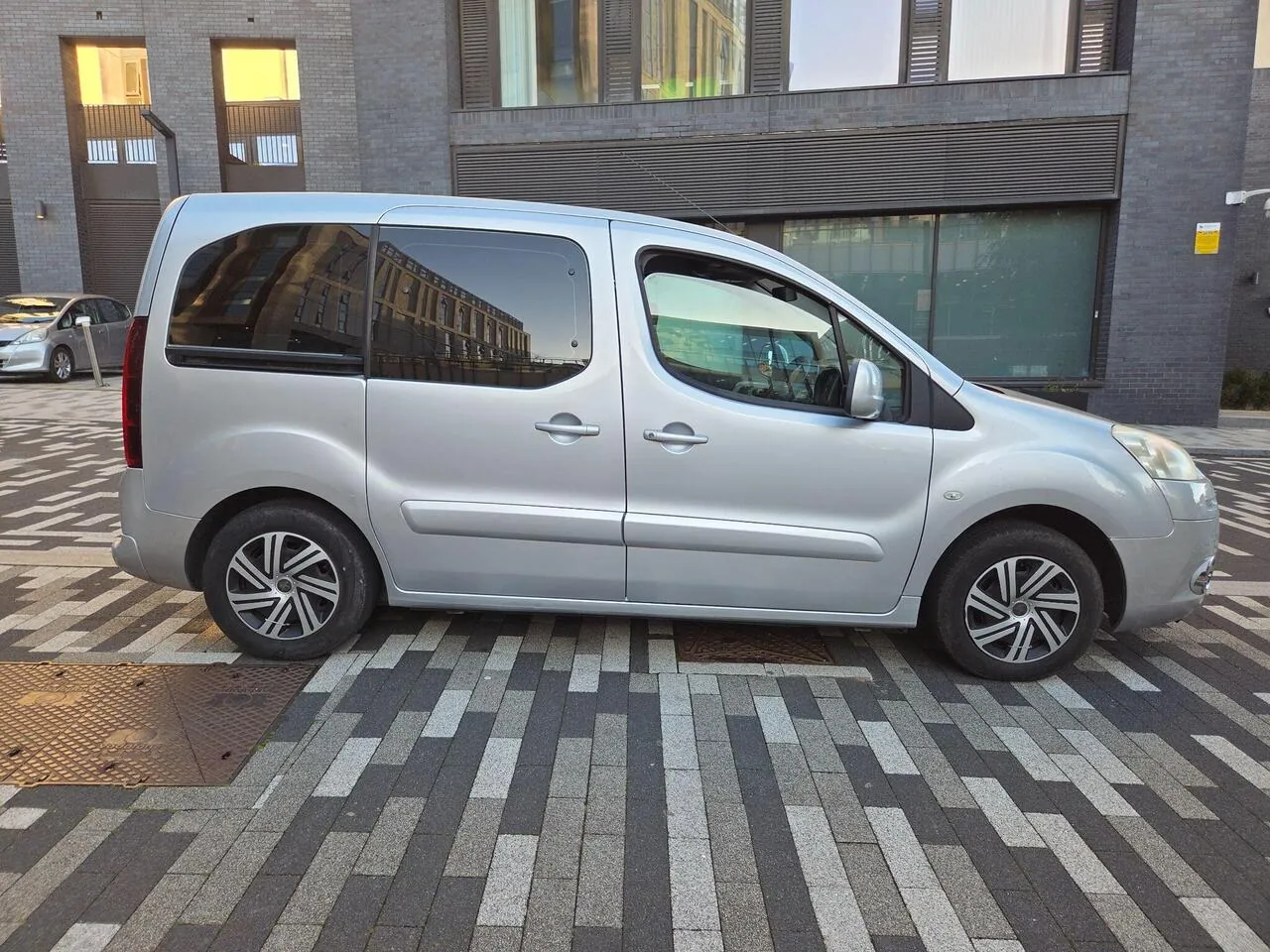 Peugeot Partner 2012 photo 5