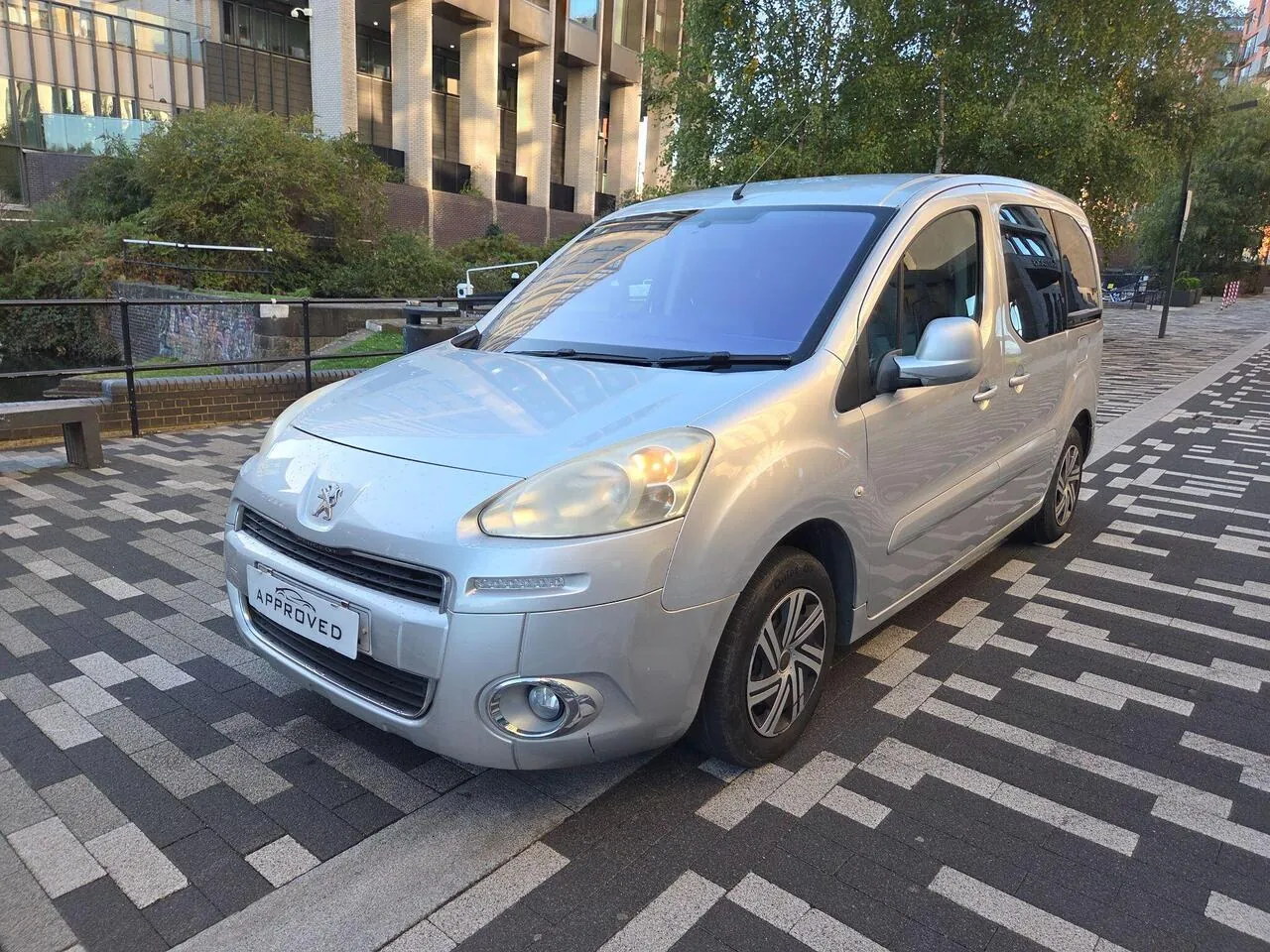 Peugeot Partner 2012 photo 3