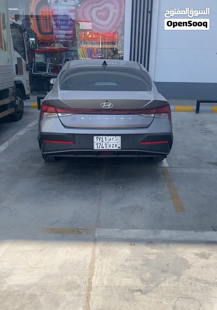 Hyundai Elantra 2024 photo 3