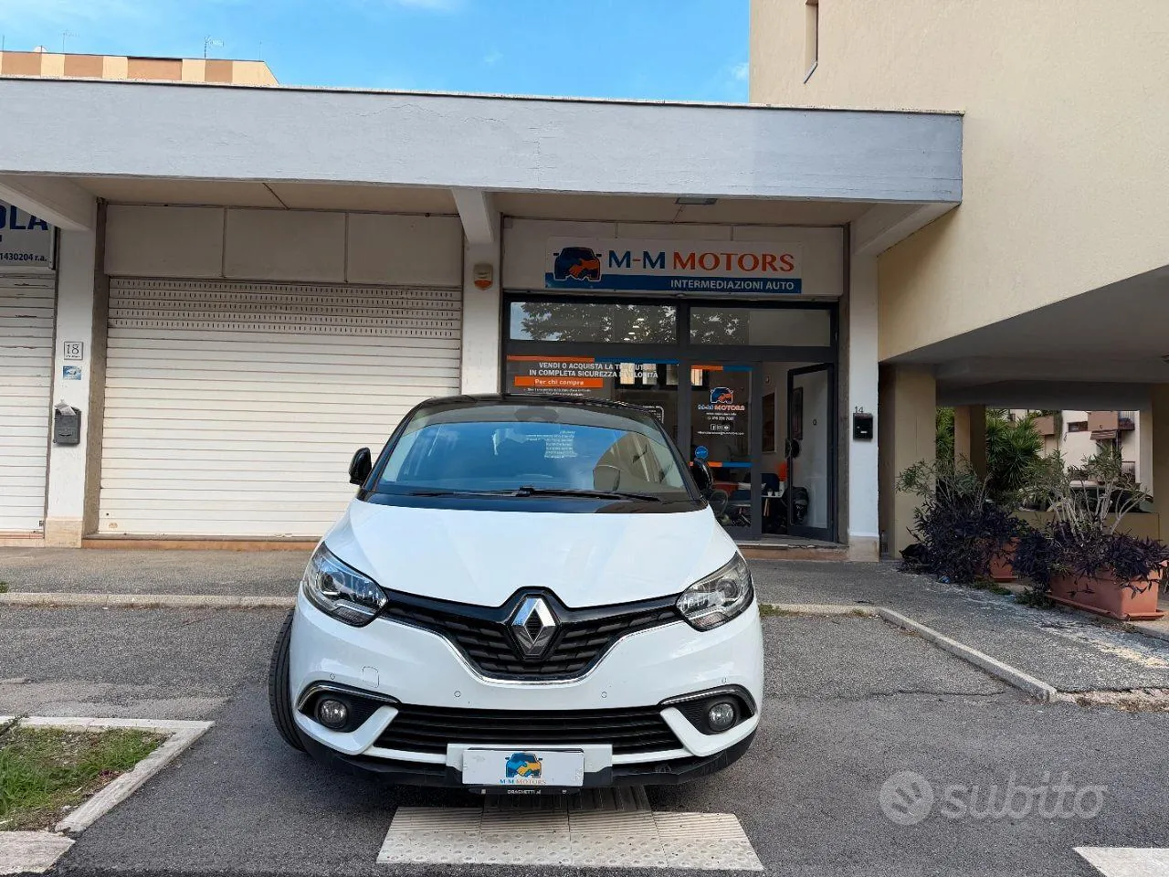 Renault Scenic 2019 photo 2