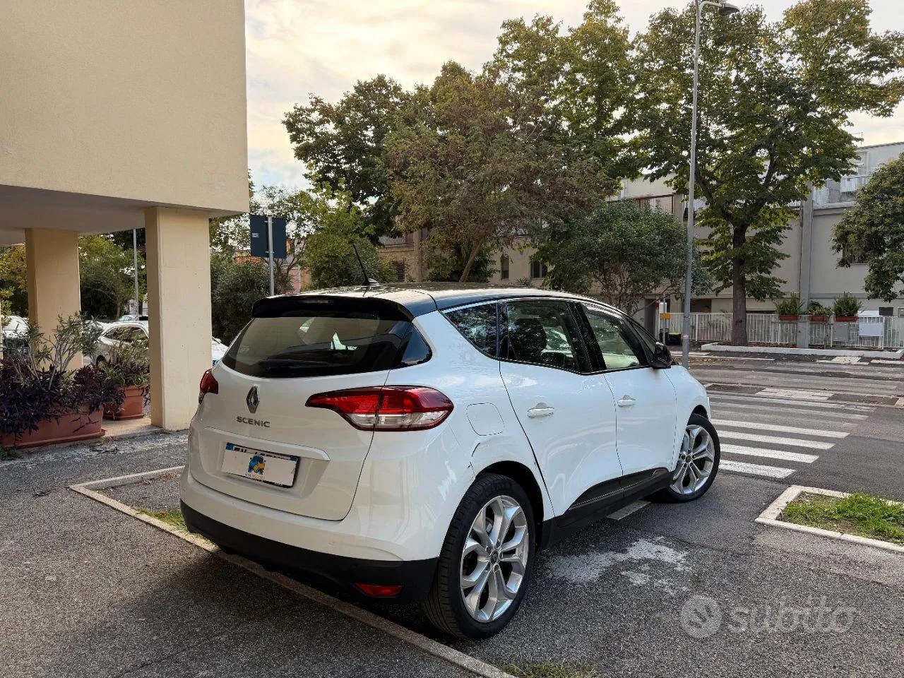 Renault Scenic 2019 photo 5