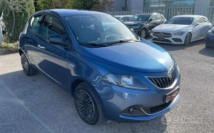 Lancia Ypsilon 2023 photo 4