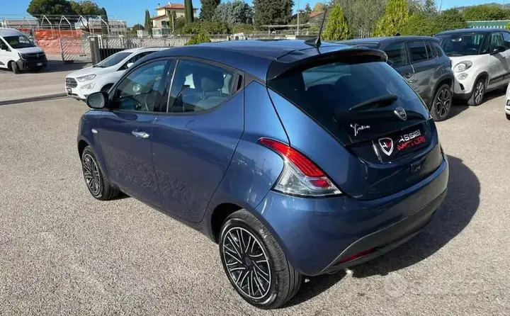 Lancia Ypsilon 2023 photo 3