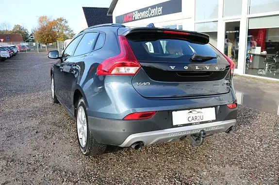Volvo V40 2018 photo 3