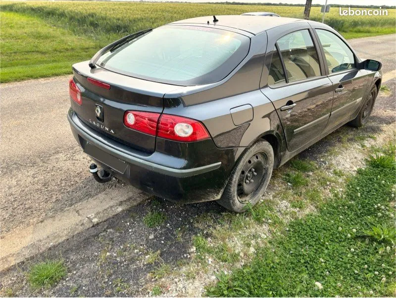 Renault Laguna 2006 photo 2