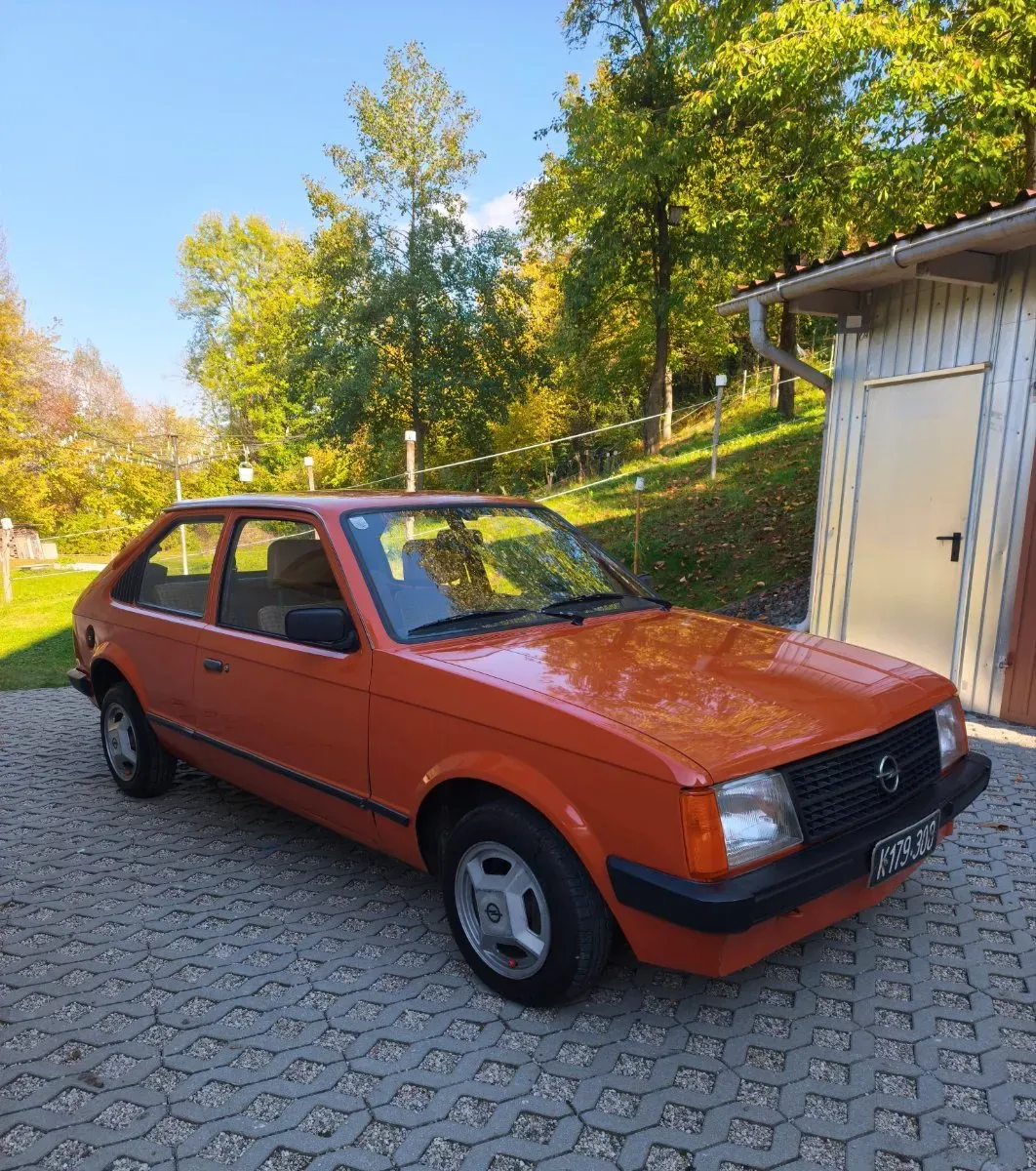 Opel Kadett 1981 photo 2