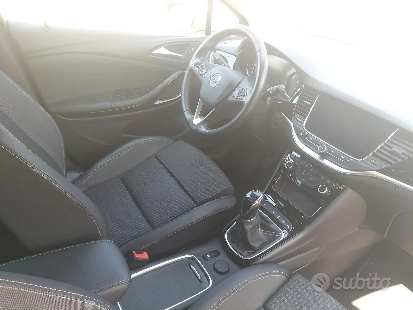 Opel Astra 2020 photo 3