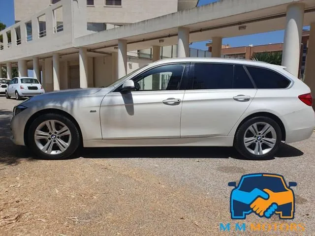 BMW 3 Series 2019 photo 4
