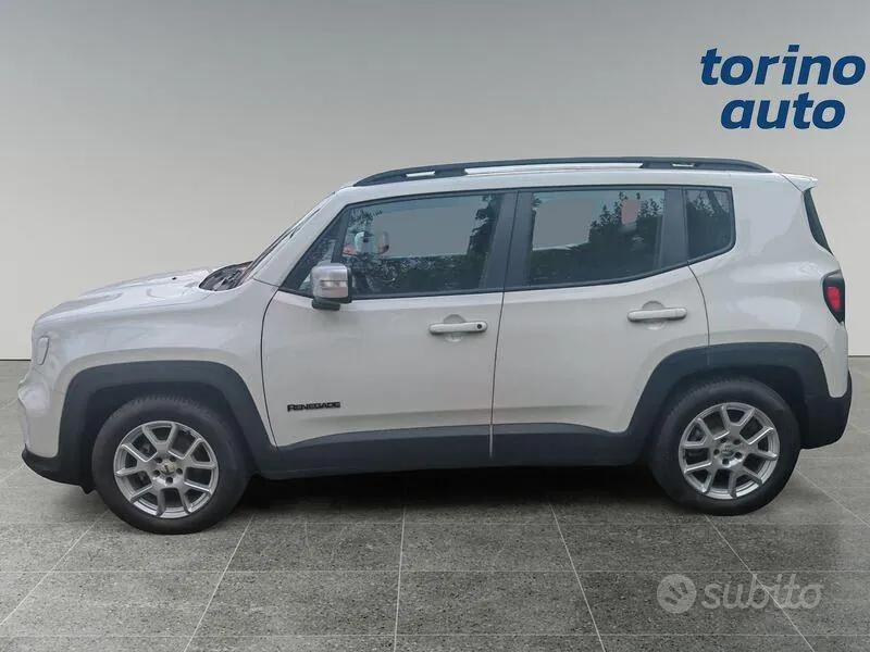 Jeep Renegade 2022 photo 3