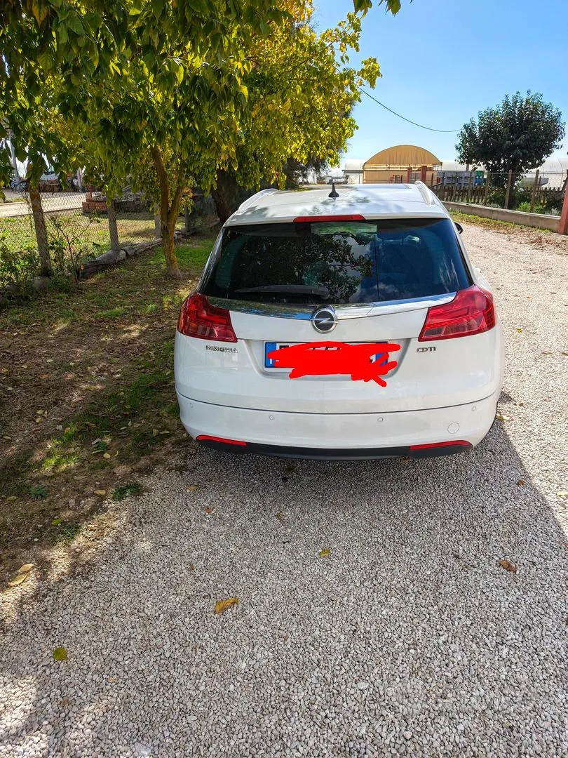 Opel Insignia 2011 photo 4