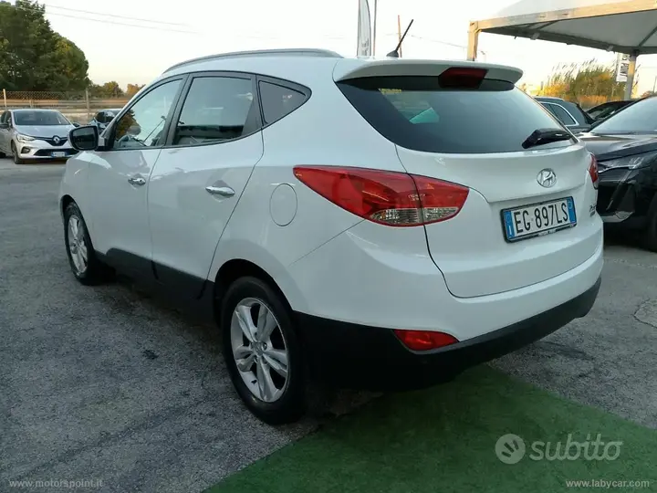 Hyundai Ix35 2011 photo 4
