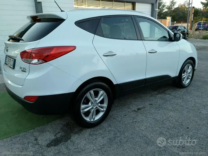 Hyundai Ix35 2011 photo 3