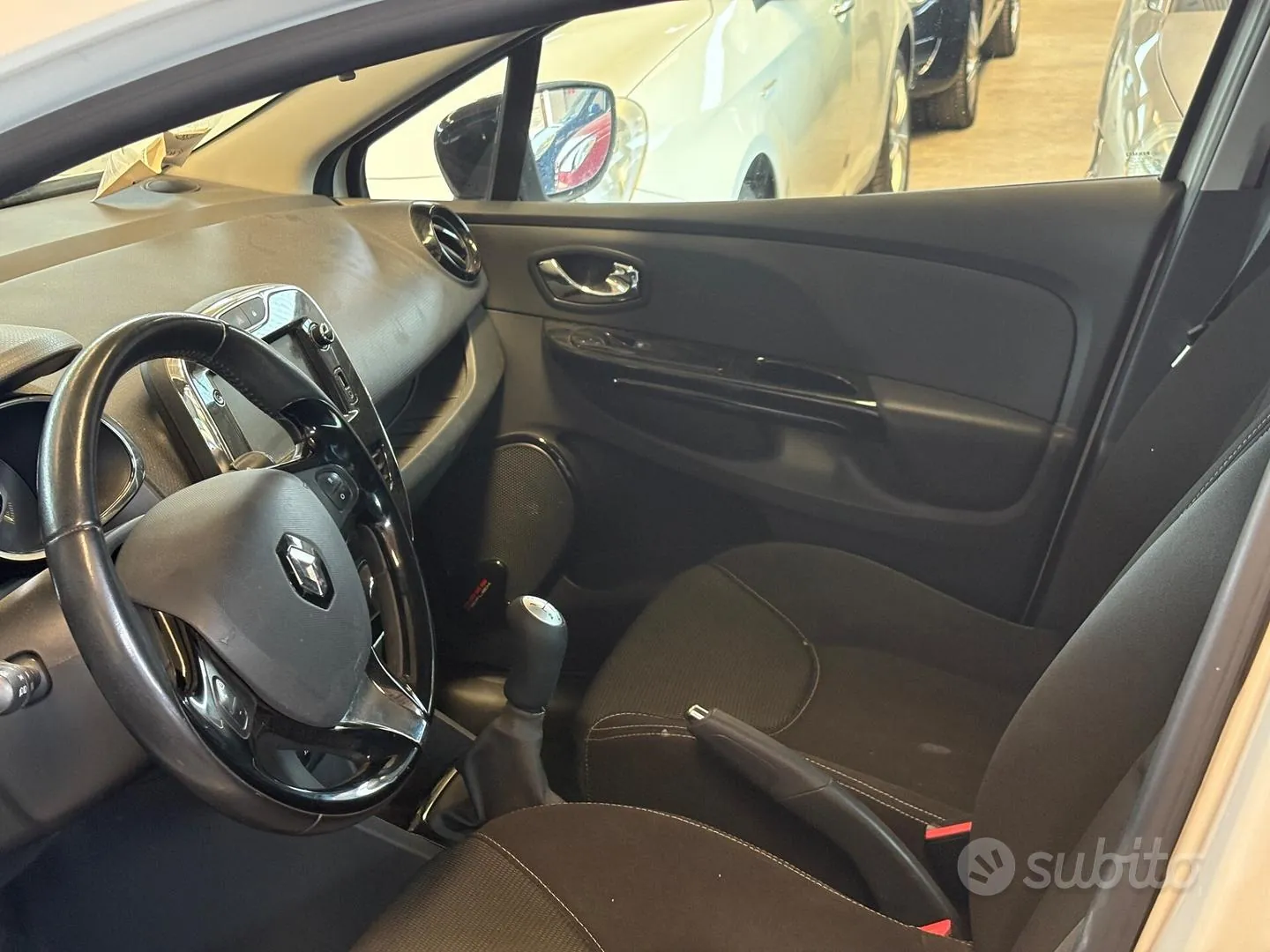 Renault Clio 2013 photo 5