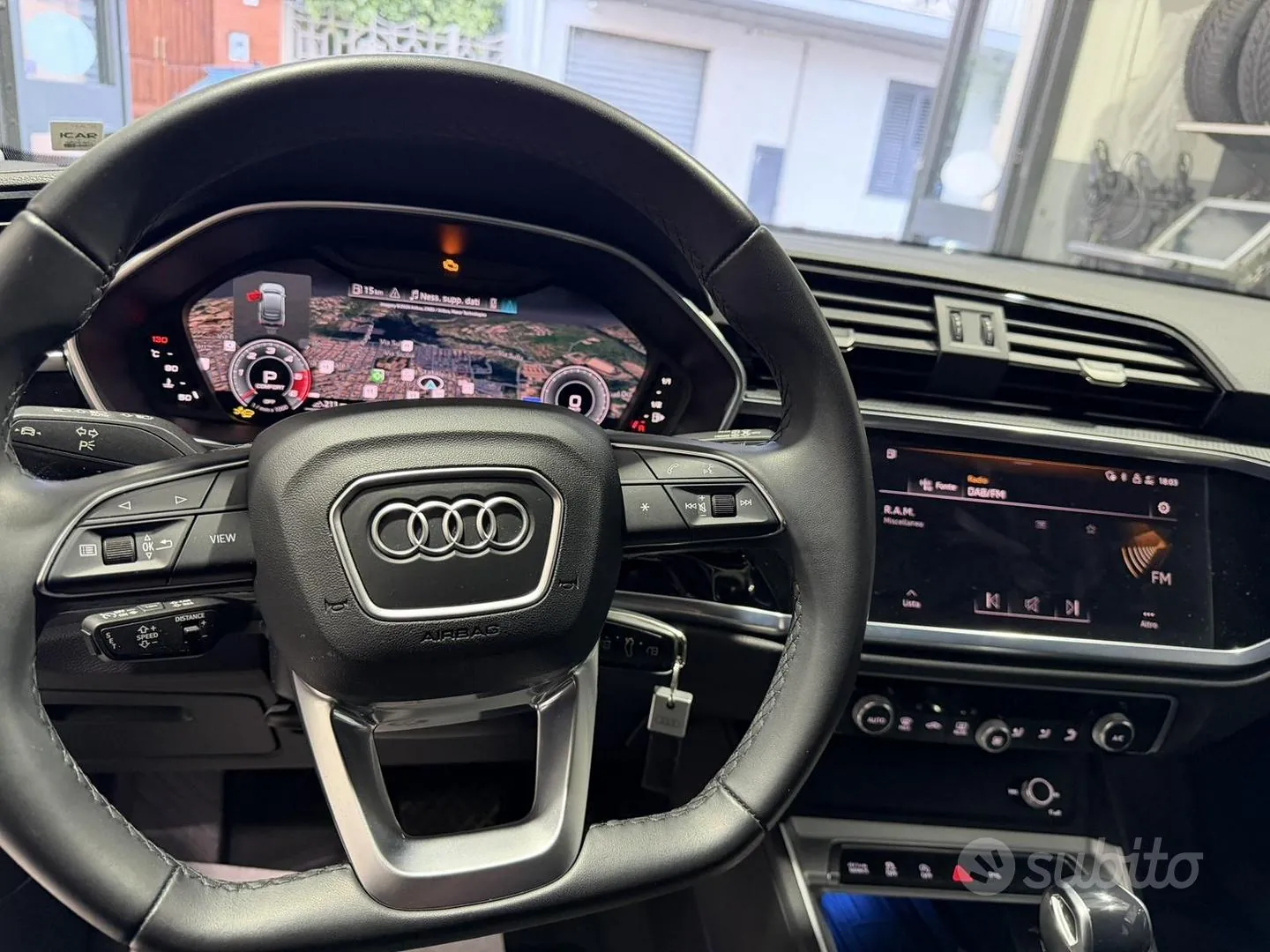 Audi Q3 2024 photo 2
