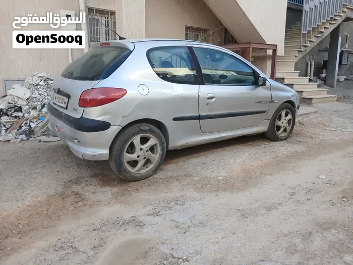 Peugeot 206 2004 photo 3