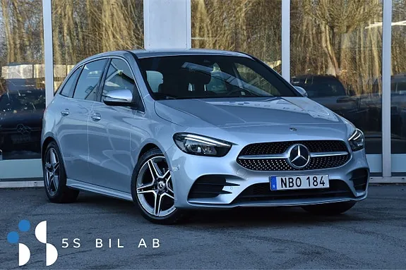 Mercedes-Benz B180