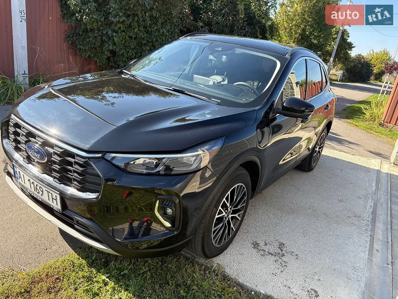 Ford Escape 2023 photo 2