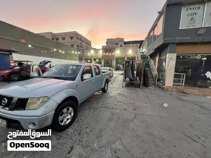 Nissan Navara 2013 photo 2