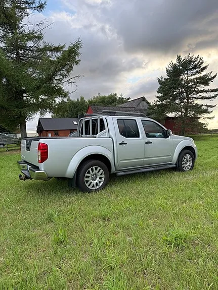 Nissan Navara 2015 photo 4