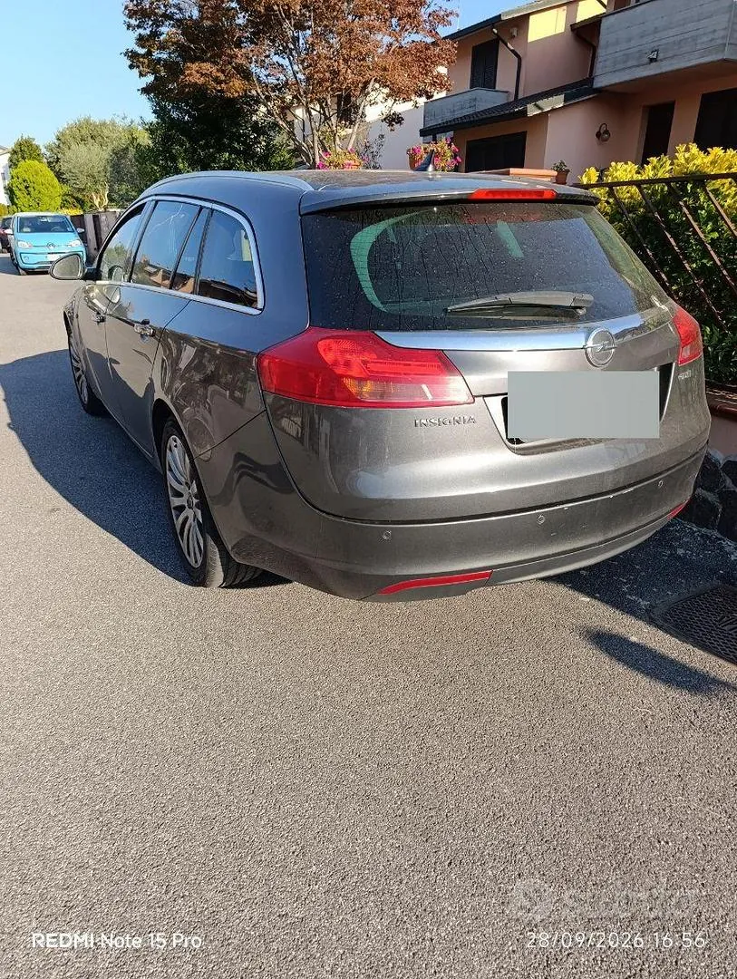 Opel Insignia 2011 photo 2