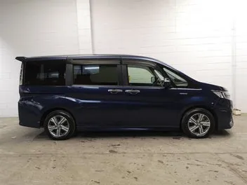 Honda Step Wagon 2018 photo 4
