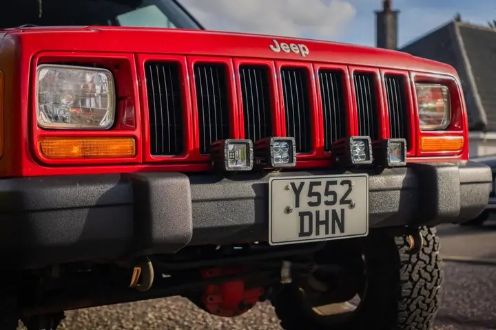 Jeep Cherokee 2001 photo 3