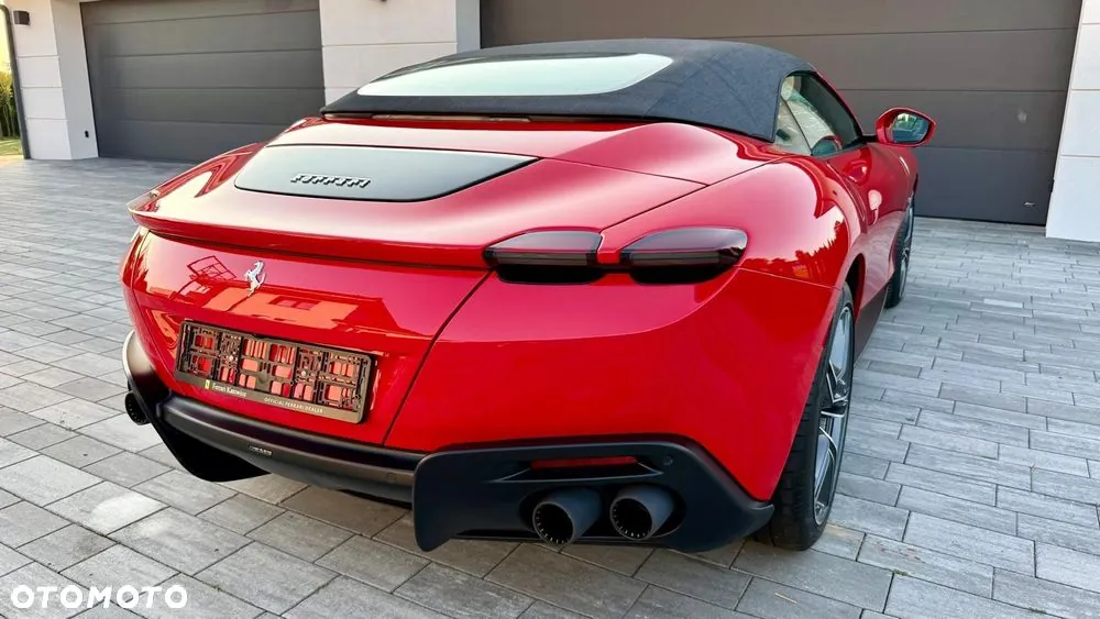 Ferrari Roma Spider