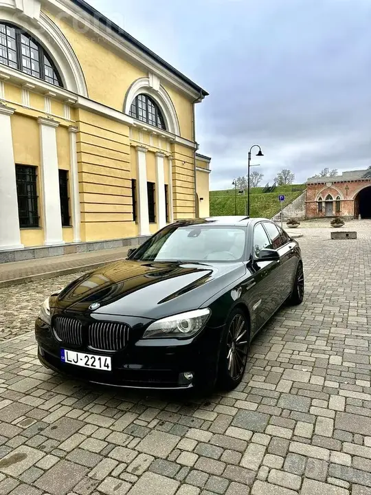 BMW 730D 2009 photo 5