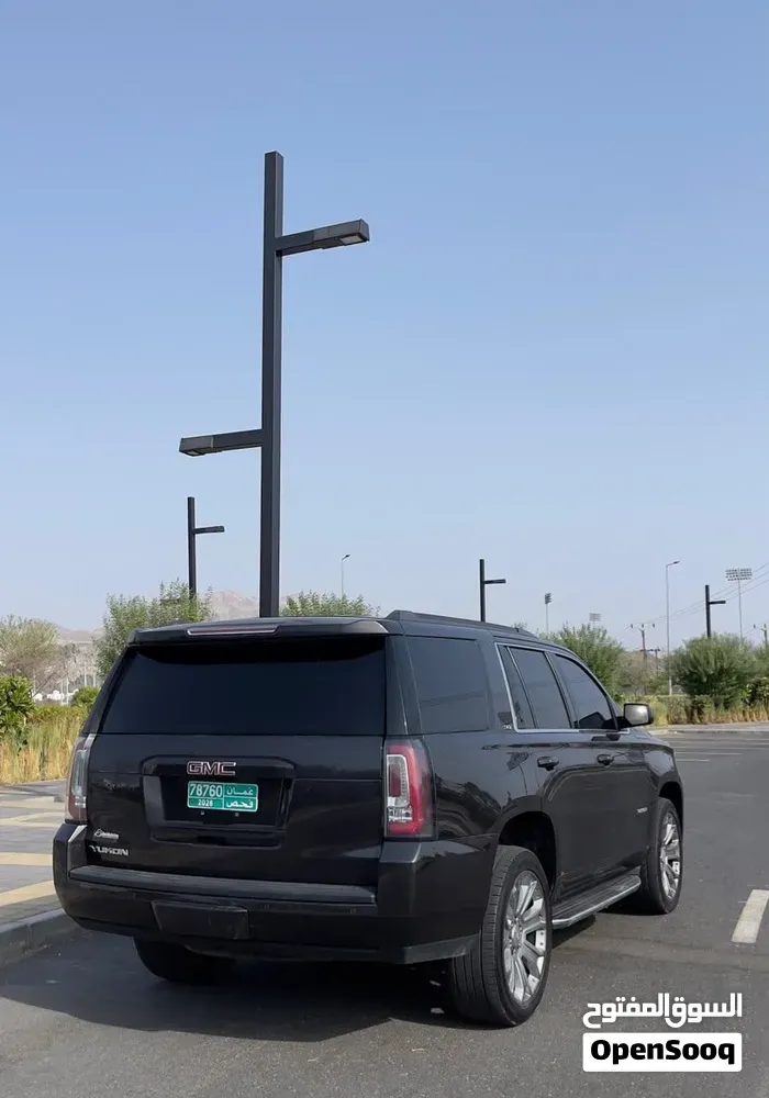 GMC Yukon 2018 photo 3