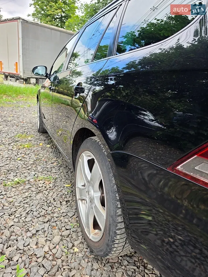 Volkswagen Golf 2011 photo 5