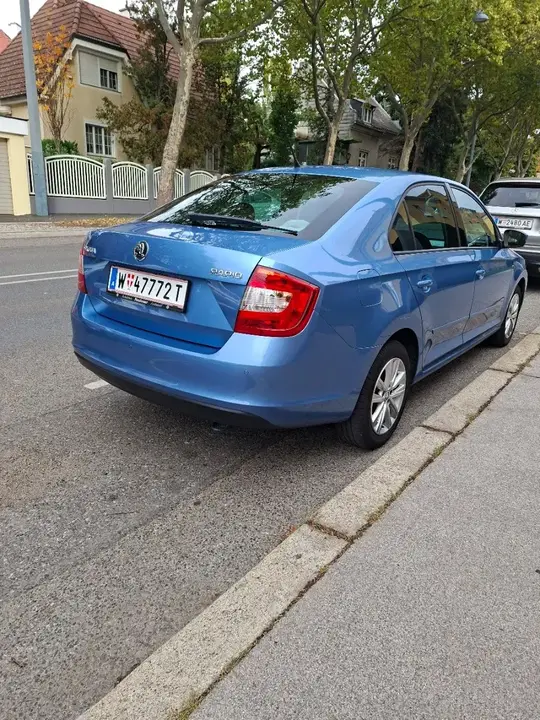 Skoda Rapid 2013 photo 3