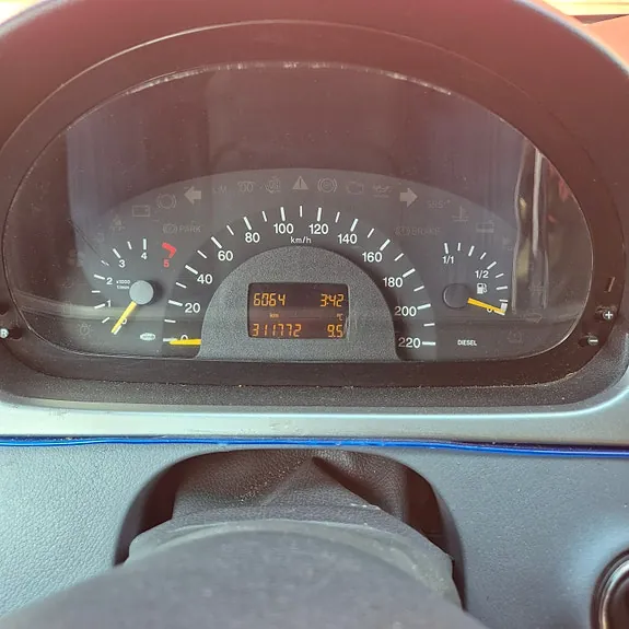 Mercedes-Benz Viano 2004 photo 2