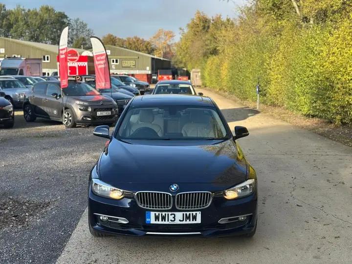 BMW 3 Series 2013 photo 4