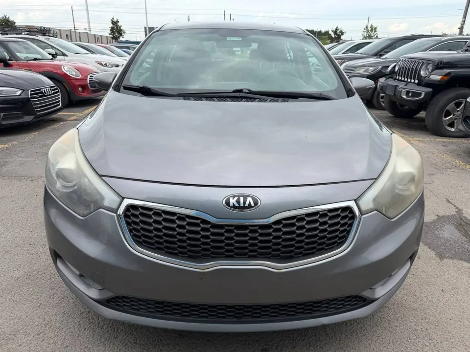 Kia Forte 2015 photo 2