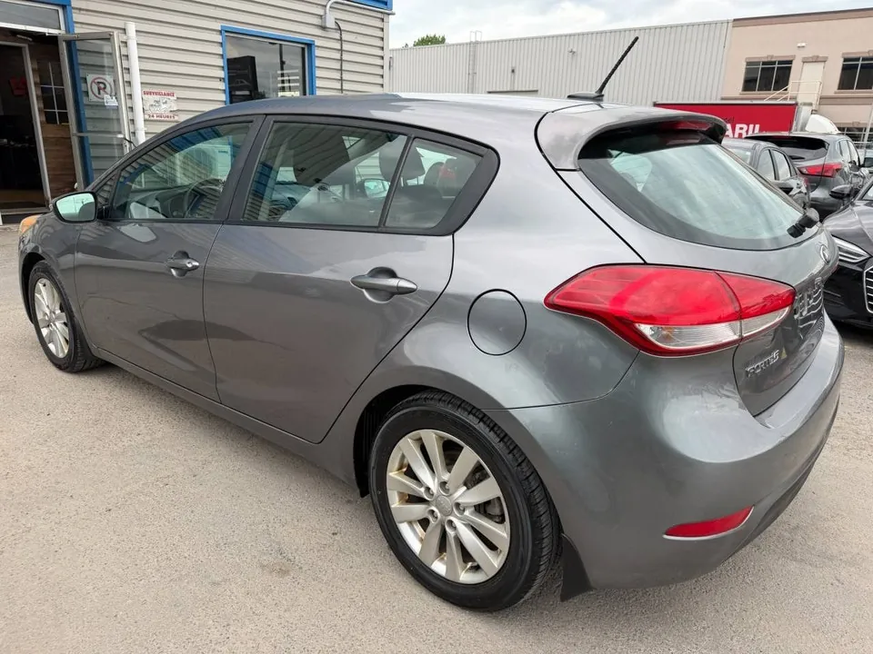 Kia Forte 2015 photo 4